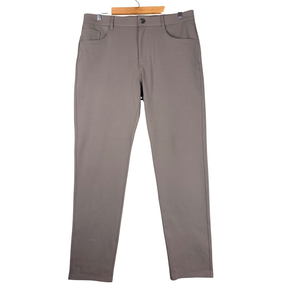 Vuori Meta Pants Mens Dark Taupe Brown 5-Pocket Chino V4021 Size 34 (Fits 36x32)